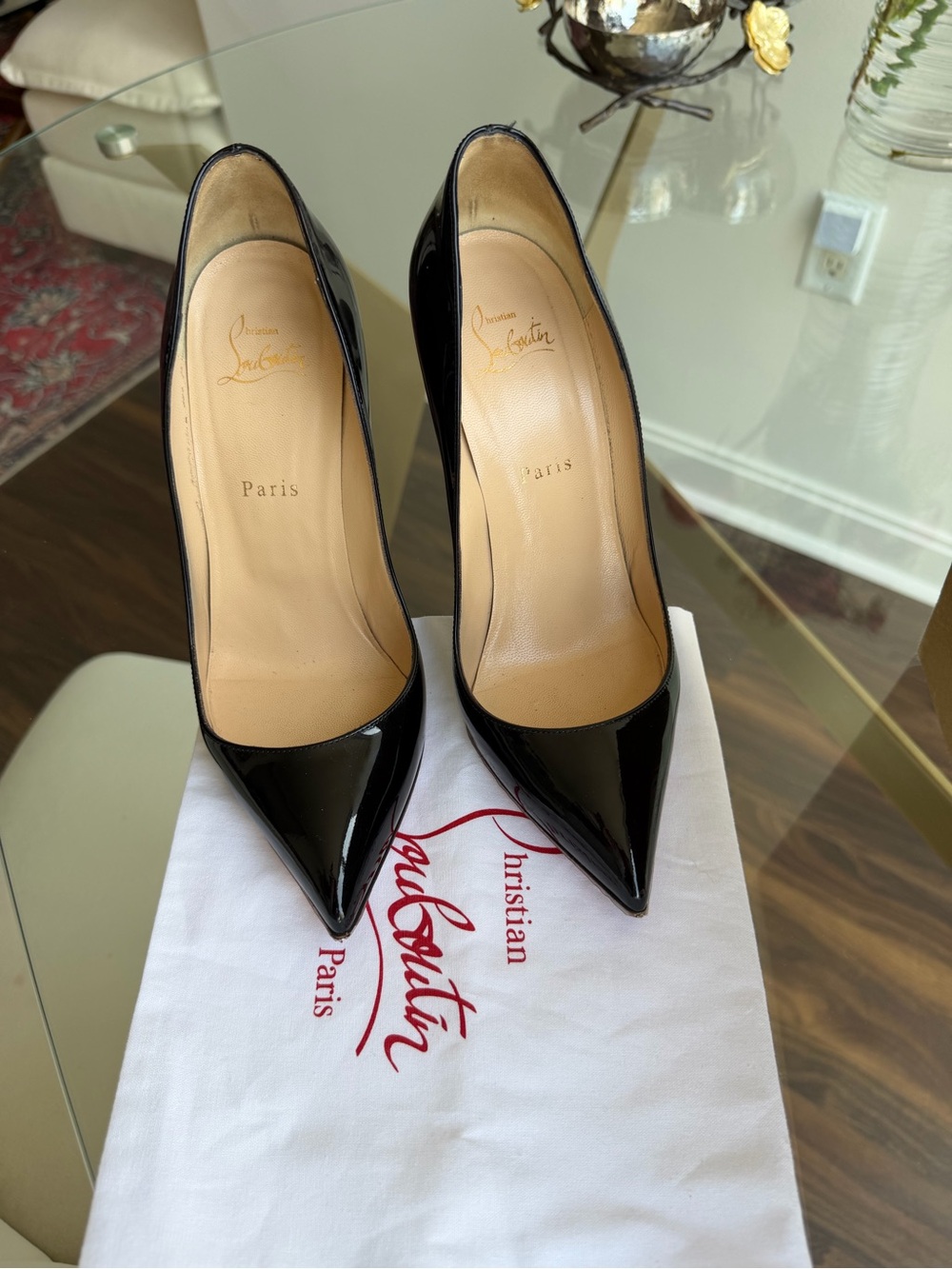 Christian Louboutin Patent Pigalle 100
Pumps 39 EU and 8 US Black - Picture 2 of 7